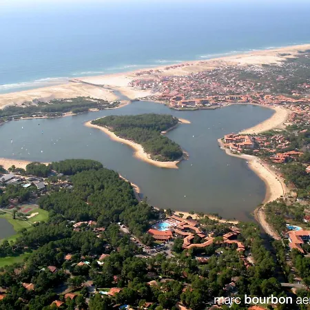 Les Oliviers, Piscine Chauffee Xxl, Jardin De 2500m2, Ping Pong, Proche Et Léon