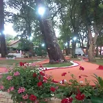 Willa Les Oliviers, Piscine Chauffee Xxl, Jardin De 2500m2, Ping Pong, Proche Et Léon