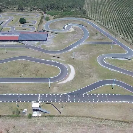 Les Oliviers, Piscine Chauffee Xxl, Jardin De 2500m2, Ping Pong, Proche Et *