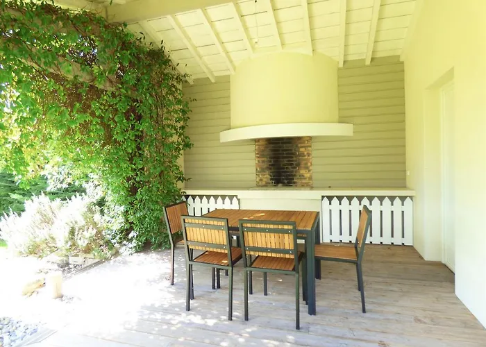 Les Oliviers, Piscine Chauffee Xxl, Jardin De 2500m2, Ping Pong, Proche Et Vila