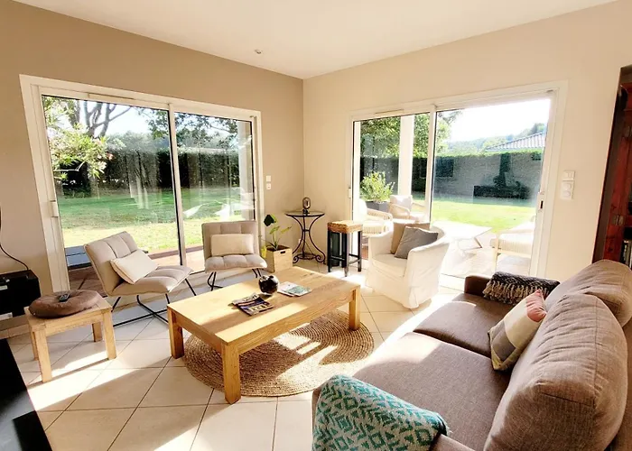 Les Oliviers, Piscine Chauffee Xxl, Jardin De 2500m2, Ping Pong, Proche Et *