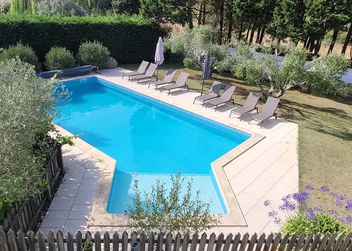 Les Oliviers, Piscine Chauffee Xxl, Jardin De 2500m2, Ping Pong, Proche Et * Léon